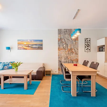 Bright Sun Seasons 24 In Close To The With Parking And Balcony By Renters *